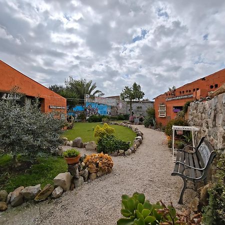 B&B Domu Delunas Giba Экстерьер фото